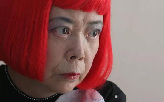 Yayoi Kusama， photo ? Jeremy Sutton-Hibbert/Alamy