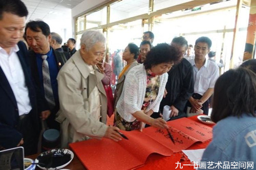微信图片_20191202085248.jpg